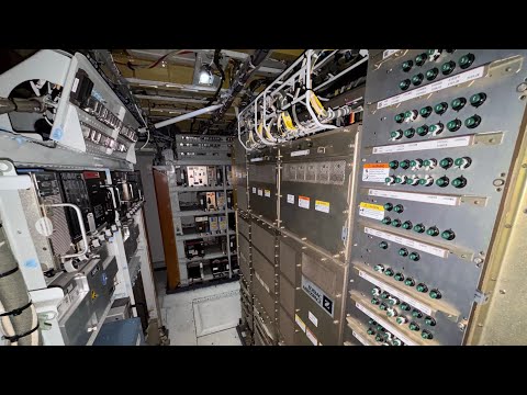 Видео: Бьющееся сердце A350 (отсек авионики A350-1000)