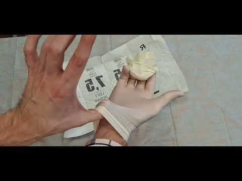 Видео: Медицинские перчатки-надеваем правильно