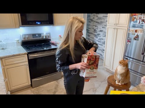 Видео: Начало недели. Сегодня: торт- колбаска, Азу, куриный пирог.