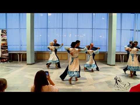 Видео: Ансамбль Гармония - "от Волги до Енисея"