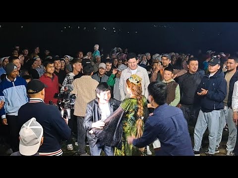 Видео: Далери Зарифи базми 2025 дар Шахринав Дехаи Рохи Нав ЧОВАНДОЗИ ракси ракоса дар талпа 😱