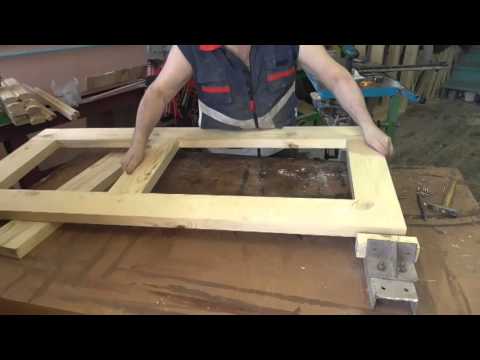 Видео: Самые дешёвые и простые в изготовлении, входные  двери в баню.