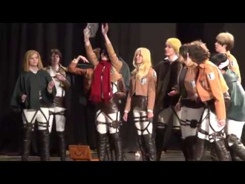 Видео: Сценка -Атака Титанов-Bang Bang Cosplayers in the building! -Cosplayers in the building