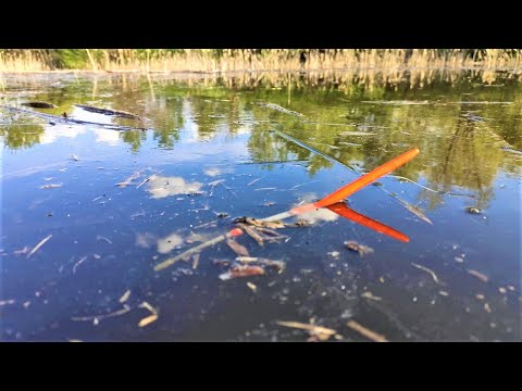 Видео: КРУПНЫЙ КАРАСЬ НА ПОПЛАВОК МЕШКАМИ!! Рыбалка на реке весной