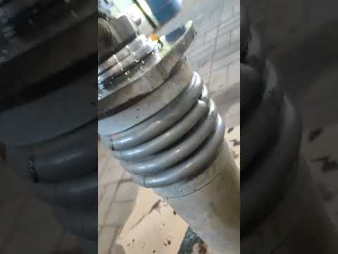 Видео: Замена гофры-пыльник на вибротрамбовке wacker