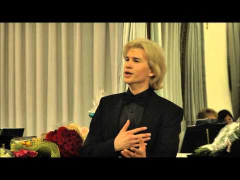 Видео: Александр Бичёв. Средь шумного бала