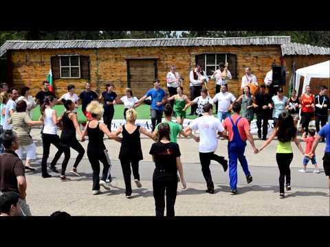 Видео: Танцов състав "Кремиковци", Ситно Кремиковско хоро