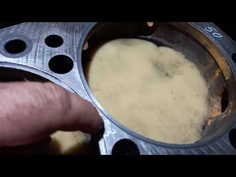 Видео: ОБЗОР .КЕNWORTH.Т2000. 600 л.с.( HP) детальный разб.и сборка двиг.CAT 15 . Однотурб..в Продаже.