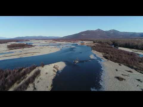 Видео: Магадан 2025 полет 1 от 19 октября по реке Армань DJI 0358