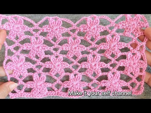 Видео: Как связать легкую шаль крючком ажурным и простым узором для начинающих.