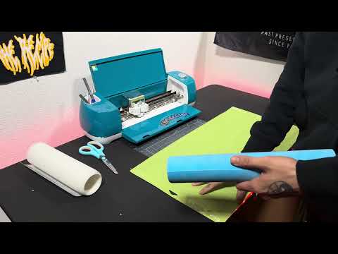 Видео: Как создать собственные шаблоны для страз с помощью резака для винила (ПОШАГОВОЕ РУКОВОДСТВО)