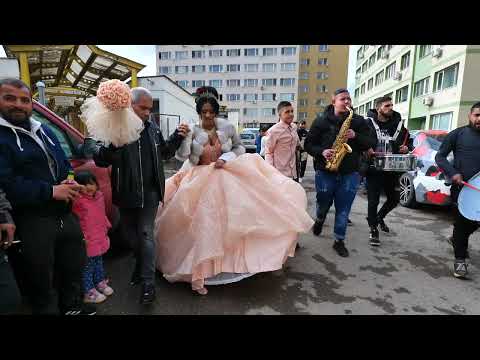 Видео: годежат на Моисеи и Даниела