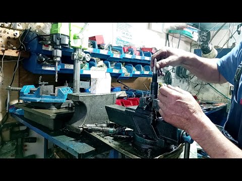 Видео: ТНВД УТН трактора Т- 40 из г. Челябинска от Дмитрия.  Сборка, испытания. Часть 2.