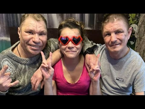 Видео: ОЛЕГ МОНГОЛ В ГОСТЯХ У ИРИШКИ ЧИКИ ПИКИ