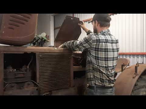 Видео: Ржавый трактор для перевозки сырой нефти // Часть 5. Заставим его снова выглядеть и работать как ...