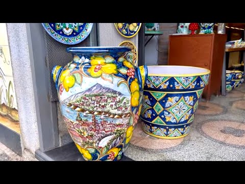 Видео: Виетри сул маре и неговата известна керамика