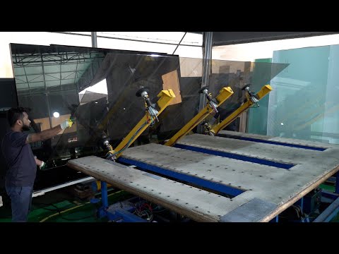 Видео: Процесс изготовления раздвижной входной двери на корейской фабрике.