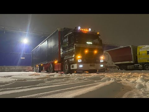Видео: Грузоперевозки умерли, ты работай дурачок мы дадим тебе значок🤔