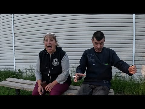 Видео: Вымаливание водочки,Ликёро-водочная амнезия,Тёмные времена в деревне,ловушки работают,Лень Сиплого'