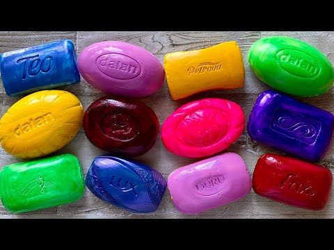 Видео: ASMR SOAP| Cutting colored soaр | Soap Carving| Резка крашенного мыла