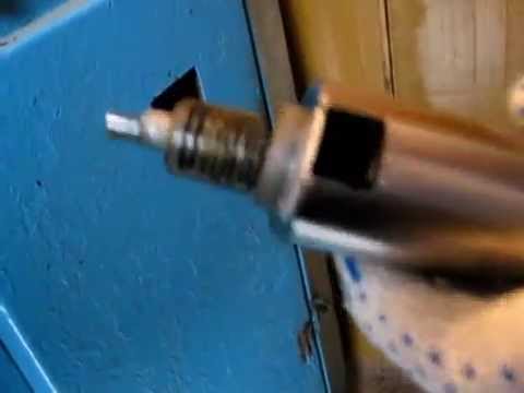 Видео: Демонстрация выдирателя личин