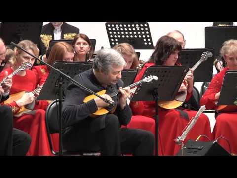 Видео: "Экспромт в стиле кантри" Александр Цыганков (домра)