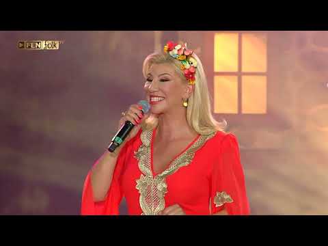 Видео: Нелина – Китка: Василке, млада невесто / В градина мома седеше (Live - Пирин Фолк Сандански 2024)