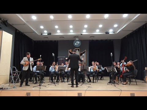 Видео: Когато диригентът вземе инструмента 2