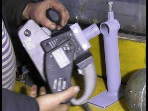 Видео: Поворотная консоль для крепления ленточной шлиф машинки.