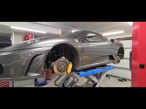 Видео: Ferrari F-430: классика с недешевым обслуживанием!