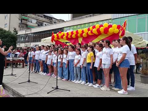 Видео: „Мојата Македонија“  - детски хор Крешендо