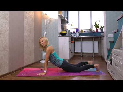 Видео: Урдхва Мукха Шванасана. Собака мордой вверх. Баланс йога