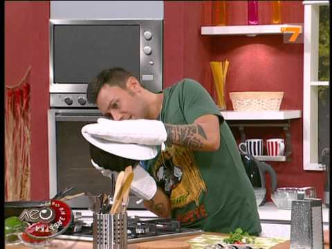 Видео: Лео и спанак на фурна с Август Попов ( част 2) 23.05.2011.mpg