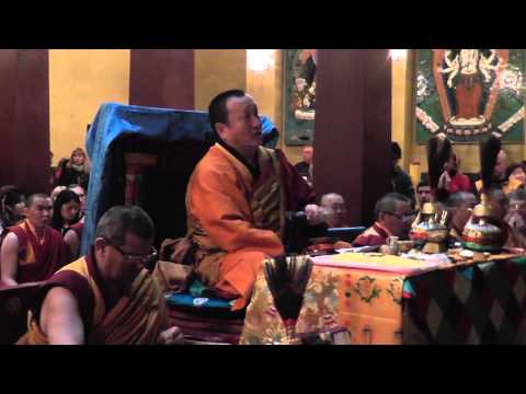 Видео: Торжественный молебен Часть 1 (10.05.13)