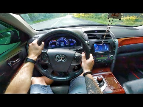 Видео: 2013 Toyota Camry 2.5 AT - ТЕСТ-ДРАЙВ ОТ ПЕРВОГО ЛИЦА