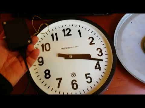 Видео: ЧАСЫ СТРЕЛА  Russian wall clock arduino based controller