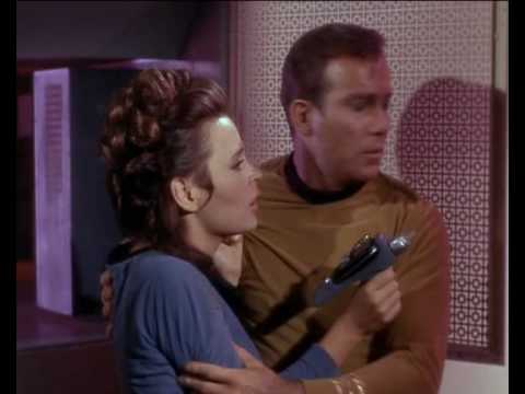 Видео: Kirk/ Spock - Первым делом самолеты