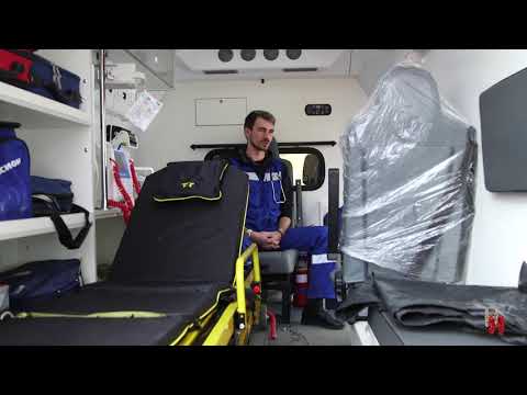 Видео: Фельдшер Алексей Малышев о профессии и работе "на скорой"