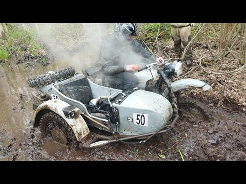 Видео: Урал и Днепр: Что они творят! Большой off-road на оппозитах.