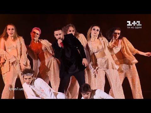 Видео: MONATIK – Выходной. Live Show "ВІТАМІН D"