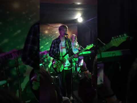 Видео: Папин олимпос - телу тоже больно (Live) Ставрополь