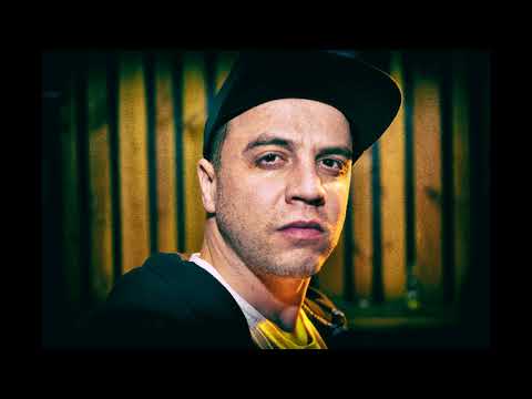 Видео: CHOSZ "СЪС САМИЯ СЕБЕ СИ"