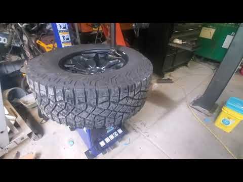 Видео: Шиномонтажный станок СБМ 988