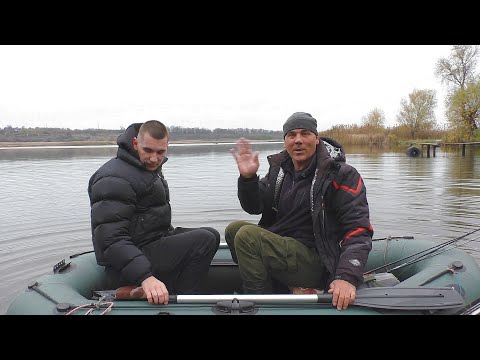 Видео: С сыном поплыли за окунем и наловили  Рыбалка с лодки