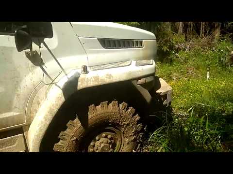 Видео: УралНекст на лесном бездорожье