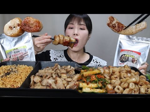 Видео: Макчан, жареный куриный лапша с ядерной пудрой, острый, мукбанг. mukbang.