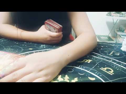 Видео: Мисли 🌸 Чувства ♥️ на вашия любовен интерес ✨💕