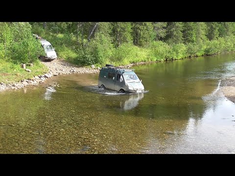 Видео: После перевала Дятлова поехали на Жигаланские водопады. Искупались в ледяном бассейне с видом на ГУХ
