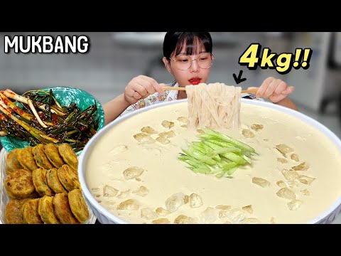 Видео: На завтрак я съел 4 кг лапши😨cold bean soup noodles eating show mukbang