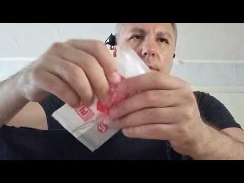 Видео: ASMR. ЧТО НАХОДИТСЯ В СУМОЧКЕ У МОЕЙ ДЕВУШКИ?
